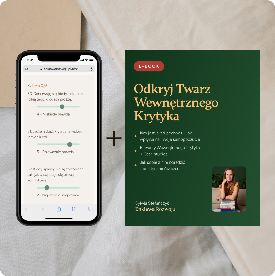 smartfon z wyświetlonym testem o wewnętrznym krytyku oraz okładka ebooka o wewnętrznym krytyku